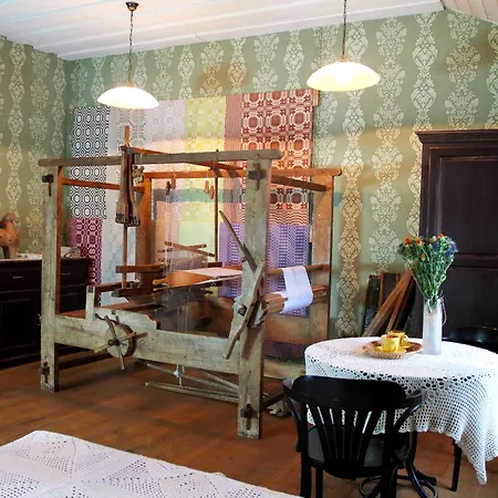 Senosios Geguzines Ukis Guest House Room photo