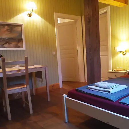 Senosios Geguzines Ukis Guest House Room photo