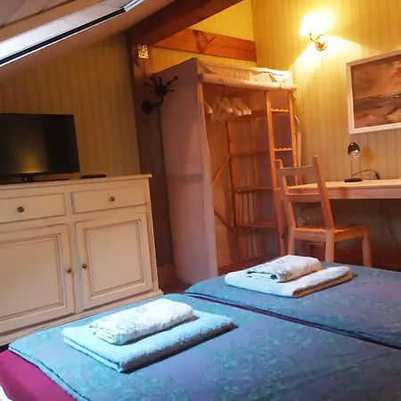 Senosios Geguzines Ukis Guest House Room photo