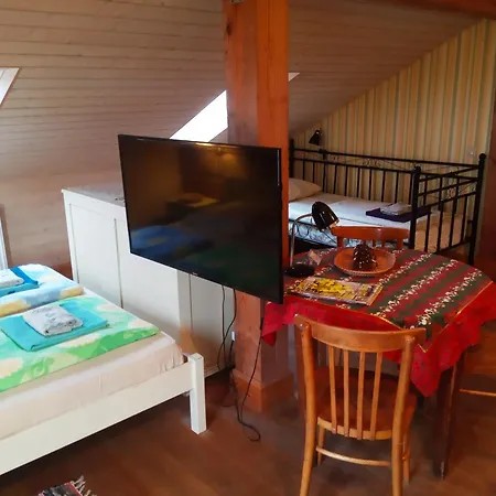 Senosios Geguzines Ukis Guest House Room photo