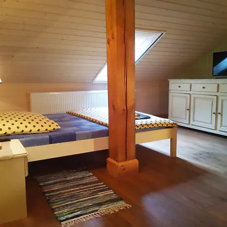 Senosios Geguzines Ukis Guest House Room photo