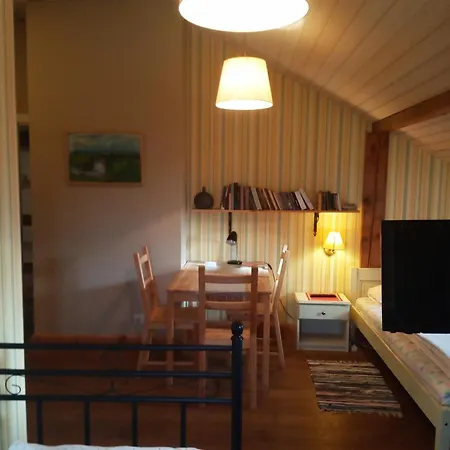 Senosios Geguzines Ukis Guest House Room photo