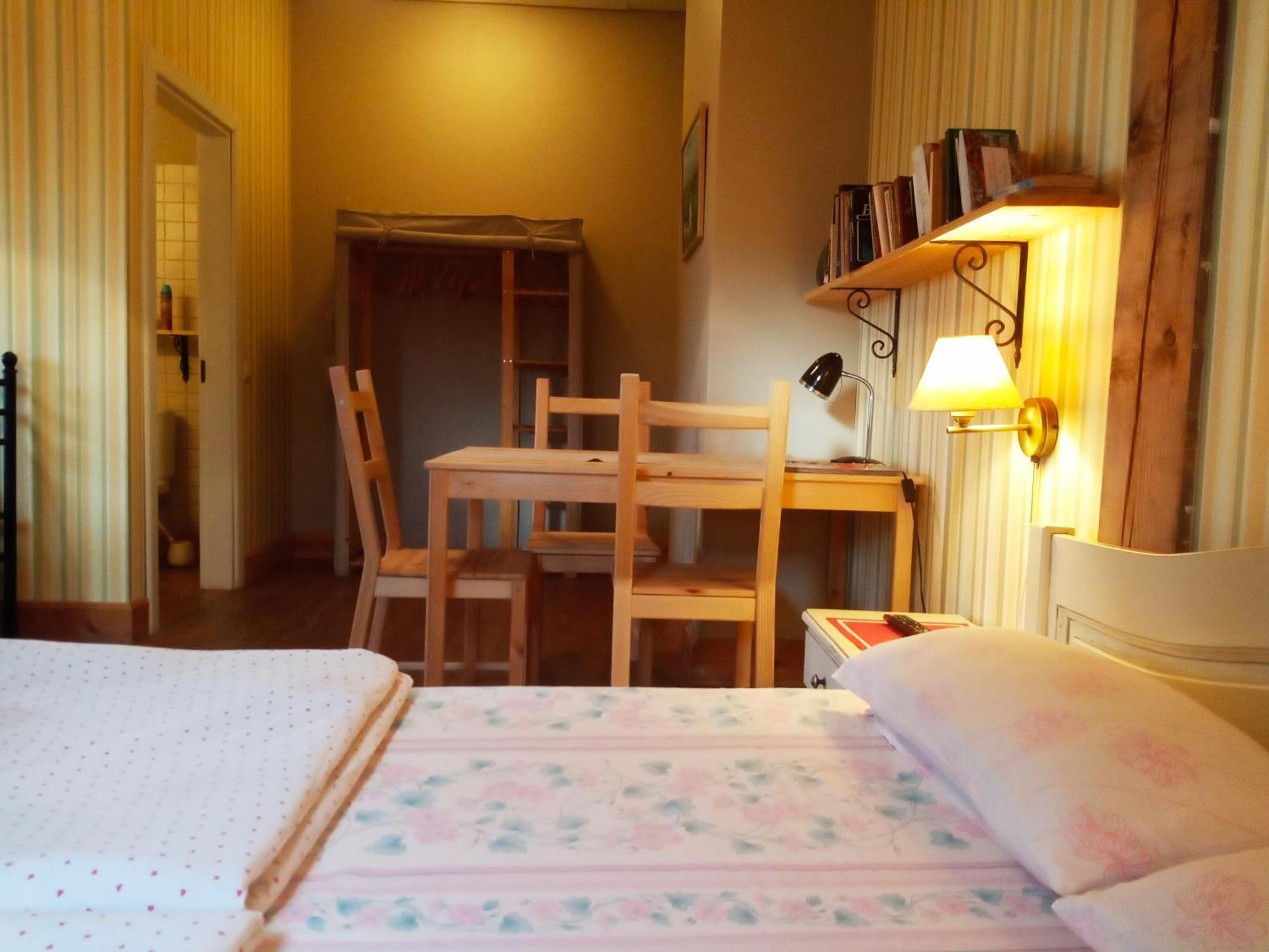 Senosios Geguzines Ukis Country house