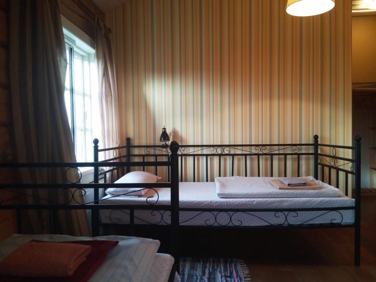 Senosios Geguzines Ukis Country house